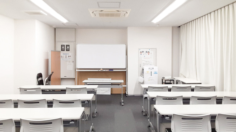 藤沢校のきれいな教室