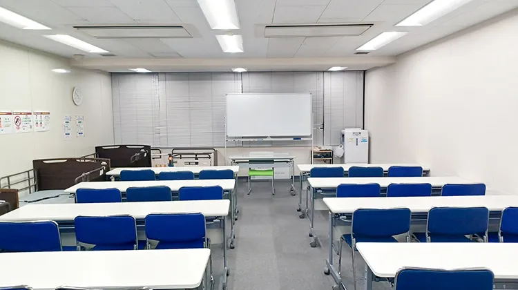 西船橋校のきれいな教室